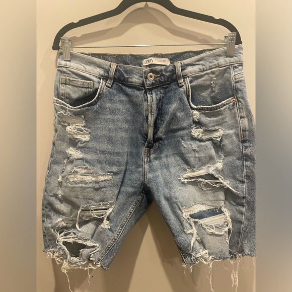 Zara Men Denim Ripped Cut Off Jean Denim Shorts - Picture 2 of 7